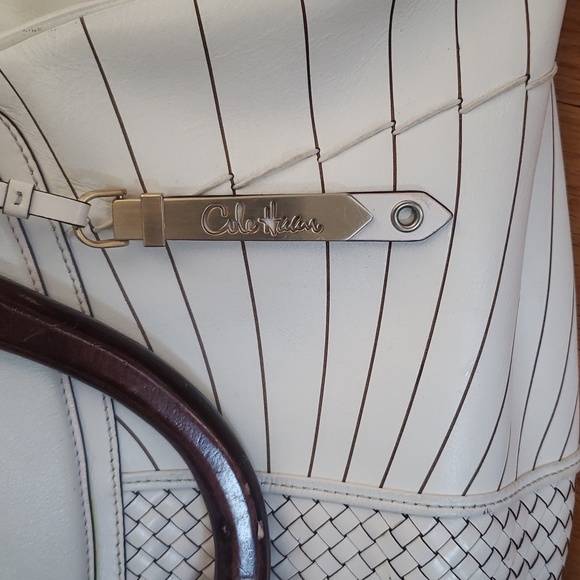 Cole Haan Huarache tote off white with wooden handles - Picture 3 of 6